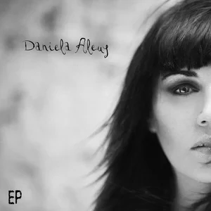 daniela aleuy discografia descargar